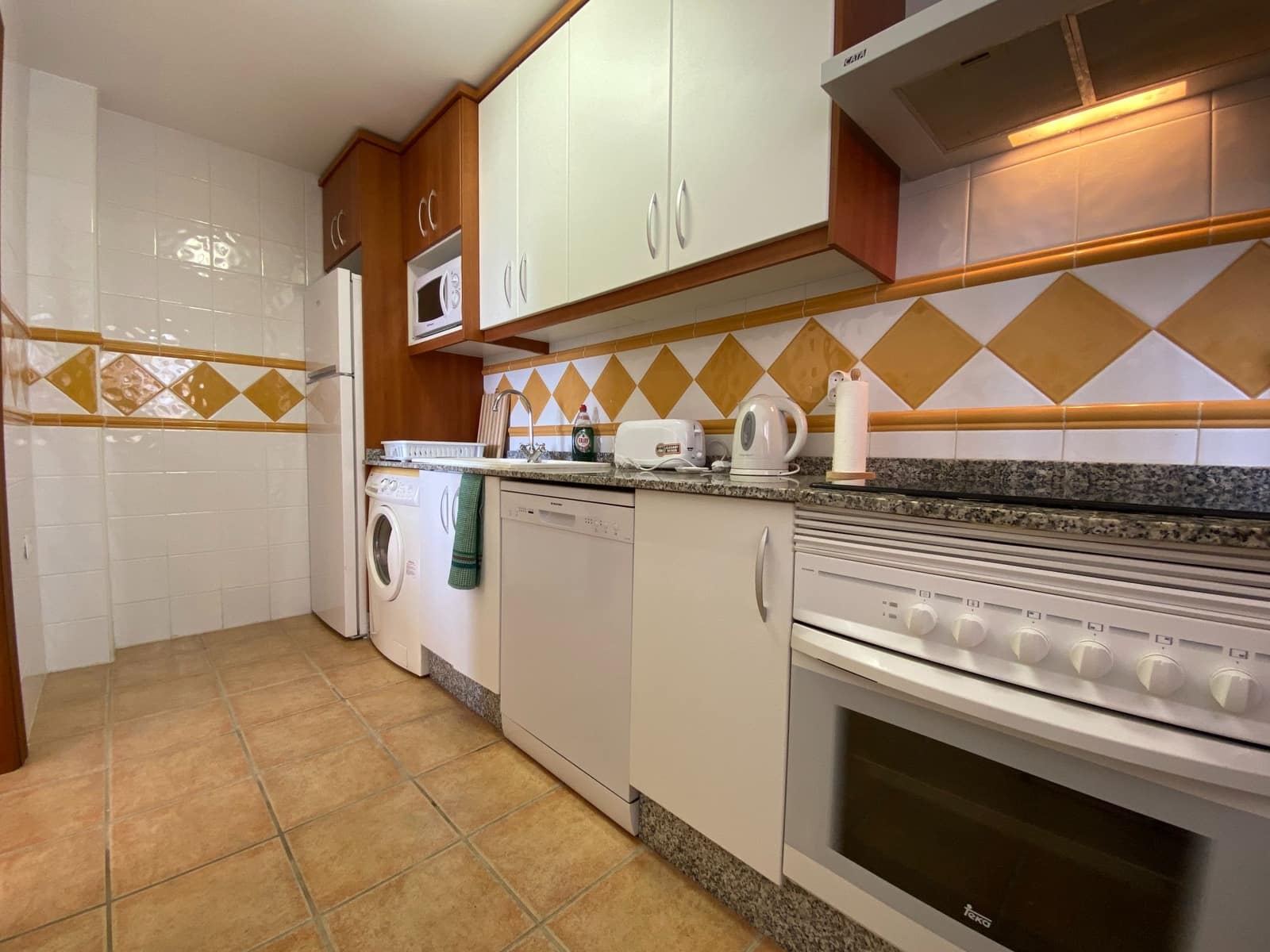 2 Zimmer Apartment zu vermieten in Vera mit Pool Garage - 995 € (Ref: 9603156)