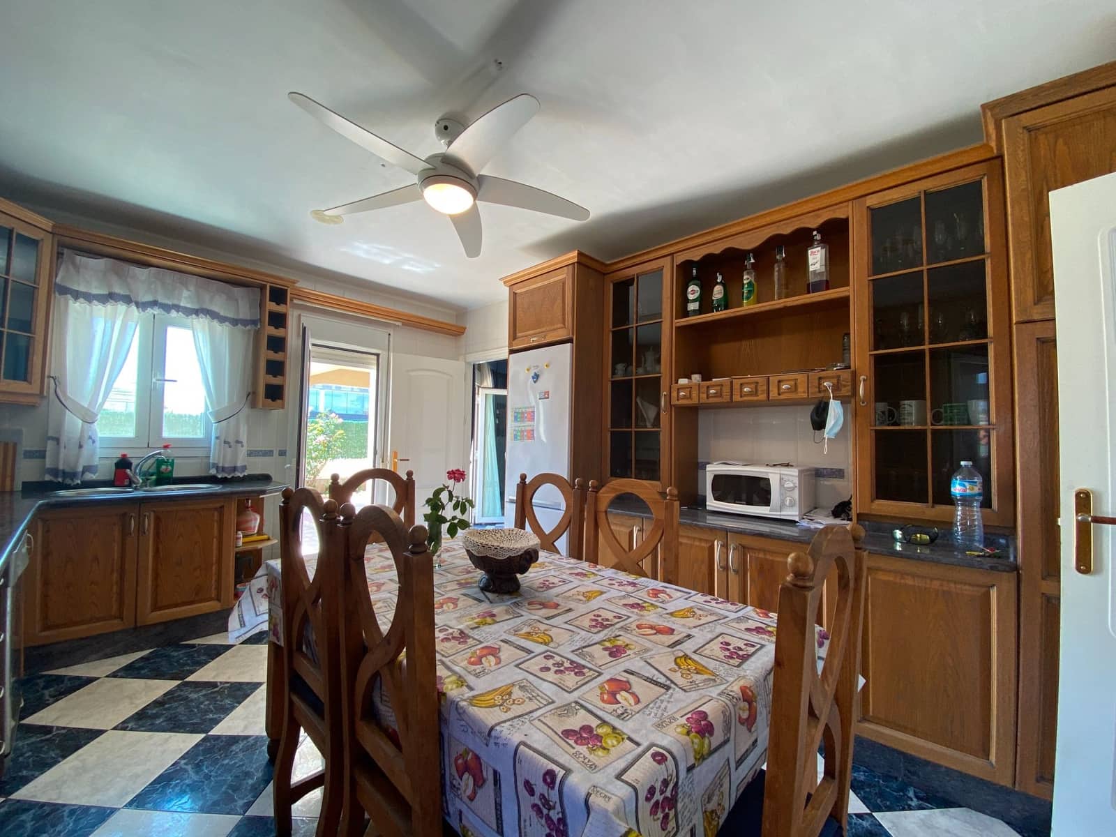 4 slaapkamer Villa te koop in Garrucha met garage - € 468.800 (Ref: 9603159)