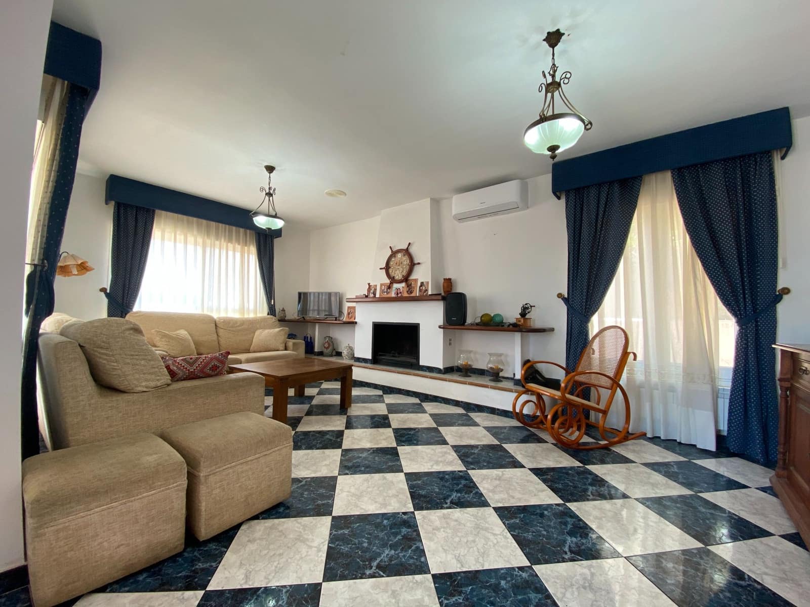 4 slaapkamer Villa te koop in Garrucha met garage - € 468.800 (Ref: 9603159)