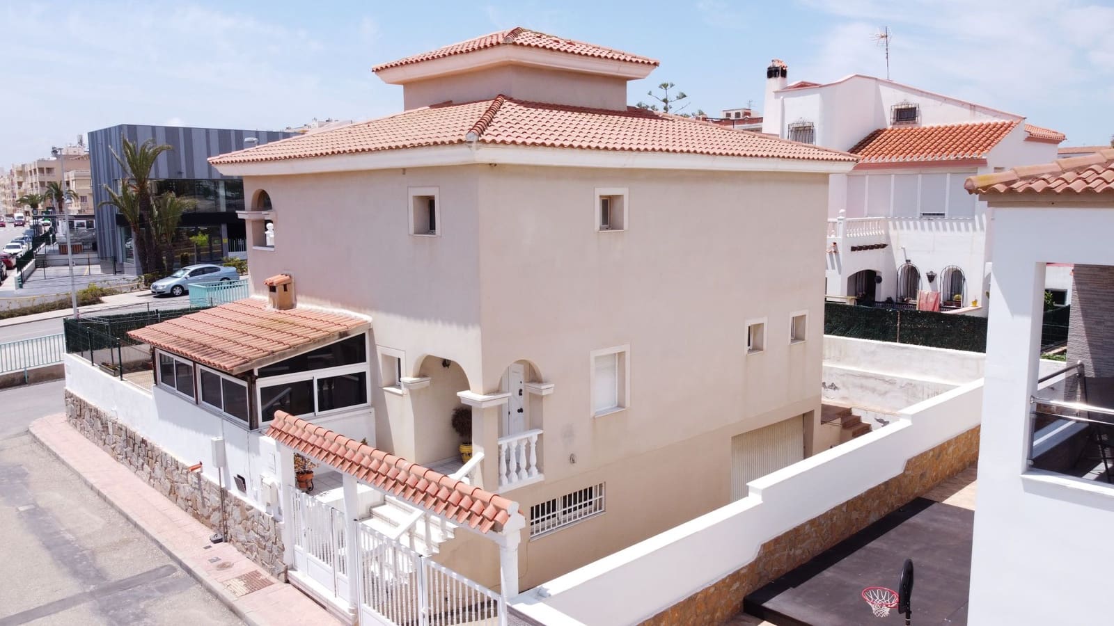 4 slaapkamer Villa te koop in Garrucha met garage - € 468.800 (Ref: 9603159)