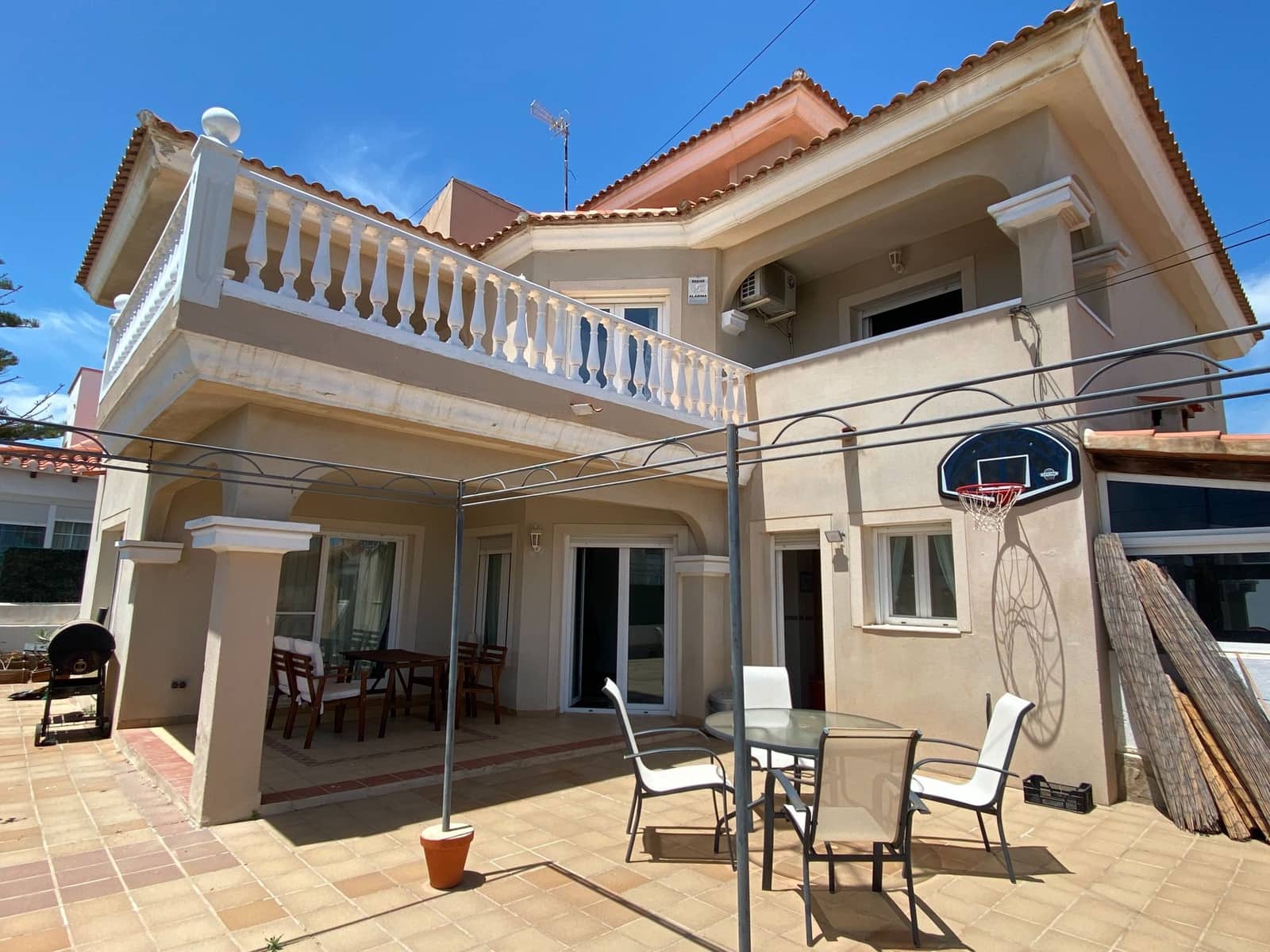 4 slaapkamer Villa te koop in Garrucha met garage - € 468.800 (Ref: 9603159)