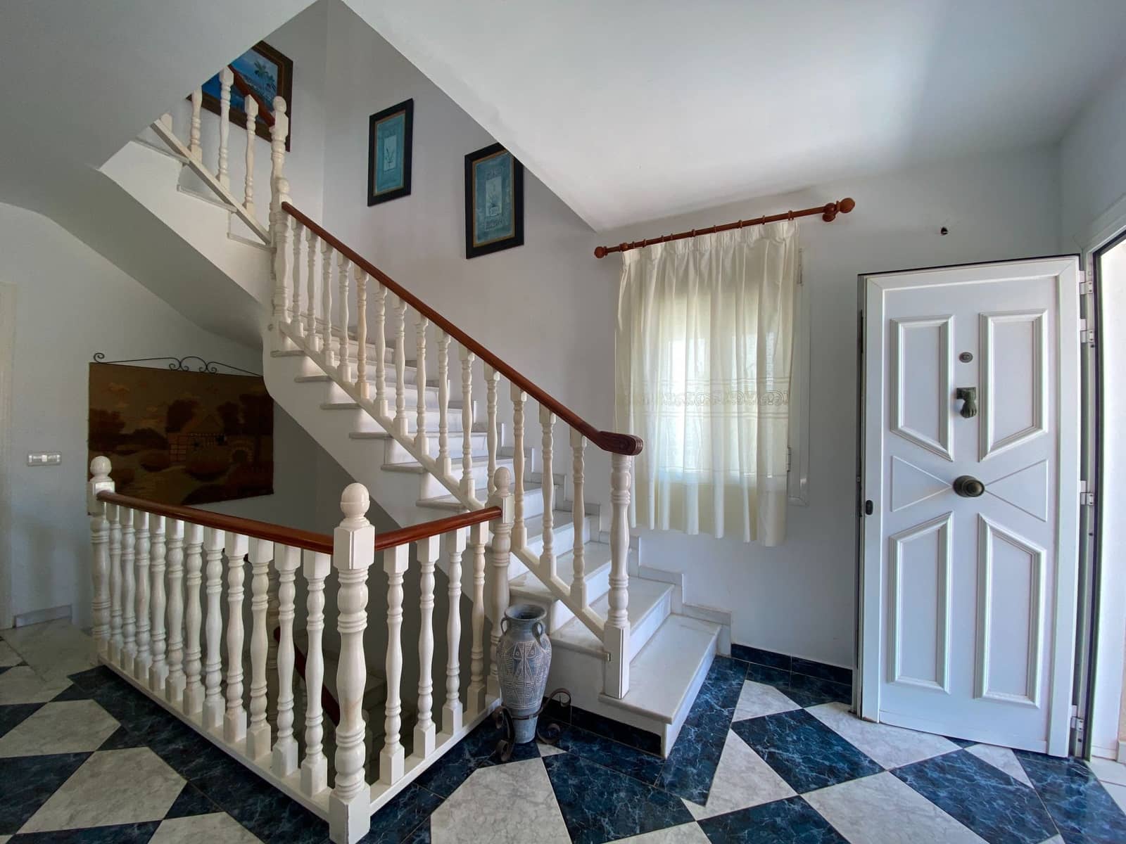 4 bedroom Villa for sale in Garrucha with garage - € 499,950 (Ref: 9603159)