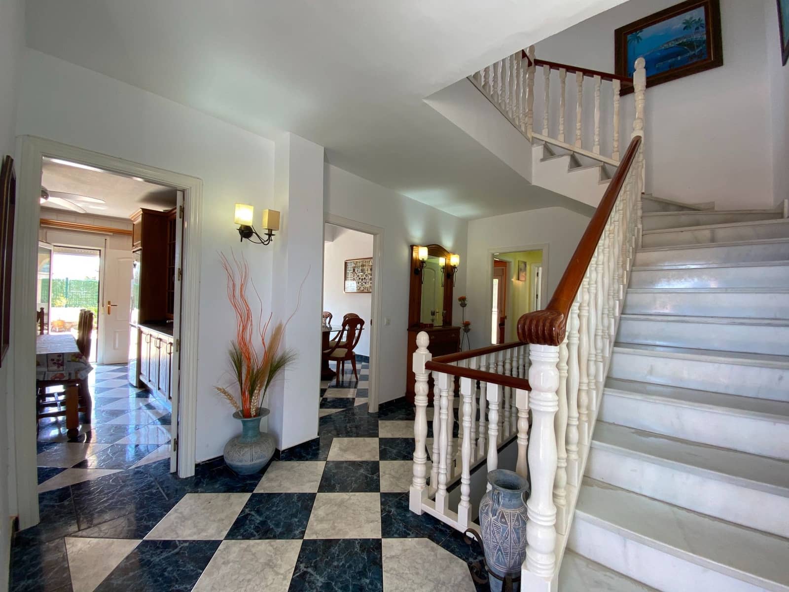 4 bedroom Villa for sale in Garrucha with garage - € 499,950 (Ref: 9603159)