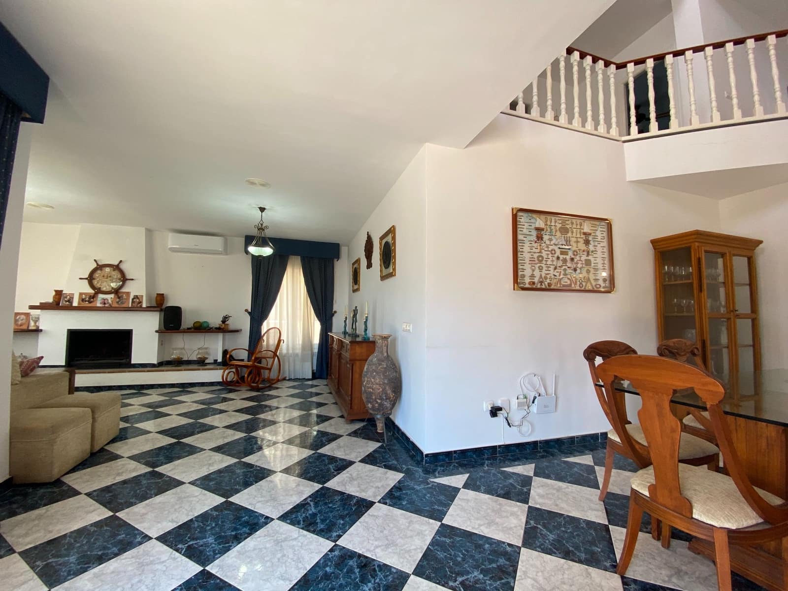 4 bedroom Villa for sale in Garrucha with garage - € 499,950 (Ref: 9603159)