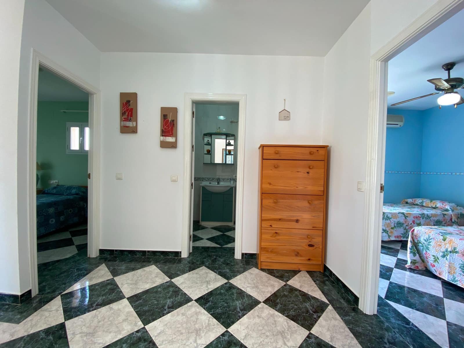 4 bedroom Villa for sale in Garrucha with garage - € 499,950 (Ref: 9603159)