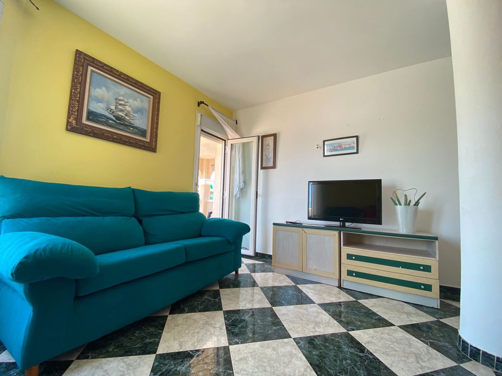 4 bedroom Villa for sale in Garrucha with garage - € 499,950 (Ref: 9603159)