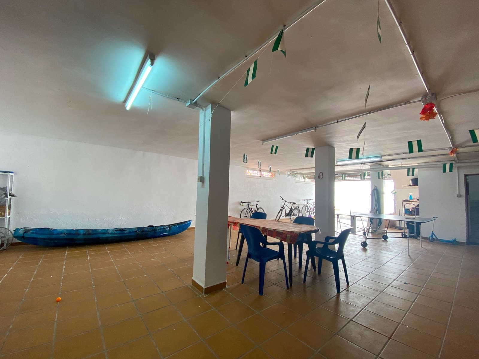 4 bedroom Villa for sale in Garrucha with garage - € 499,950 (Ref: 9603159)