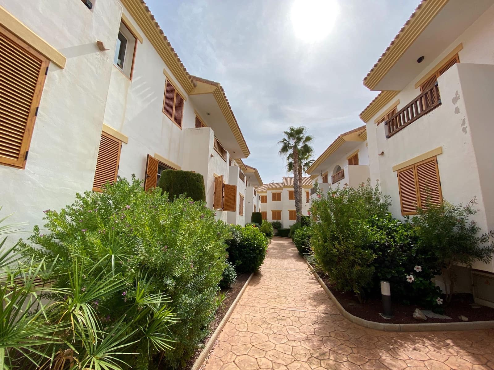 2 soverom Leilighet til salgs i Portman med svømmebasseng garasje - € 129 000 (Ref: 9603161)