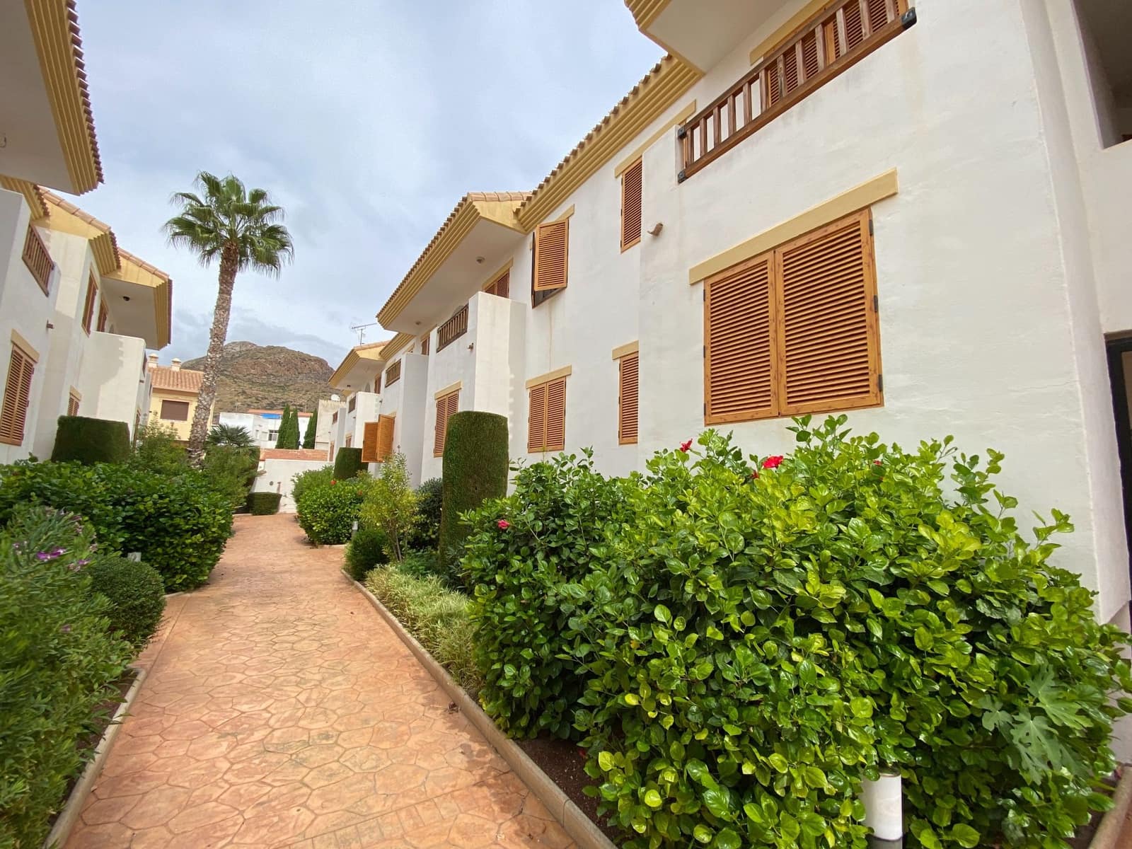 2 soverom Leilighet til salgs i Portman med svømmebasseng garasje - € 129 000 (Ref: 9603161)