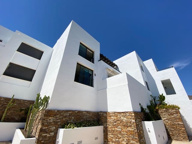 3 Zimmer Penthouse zu vermieten in Mojácar mit Pool - 1.500 € (Ref: 9603162)