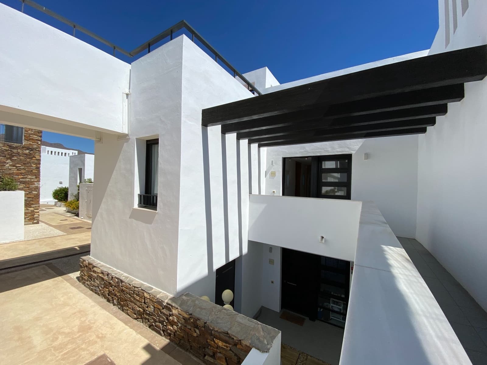 3 bedroom Penthouse for rent in Mojacar with pool - € 1,500 (Ref: 9603162)