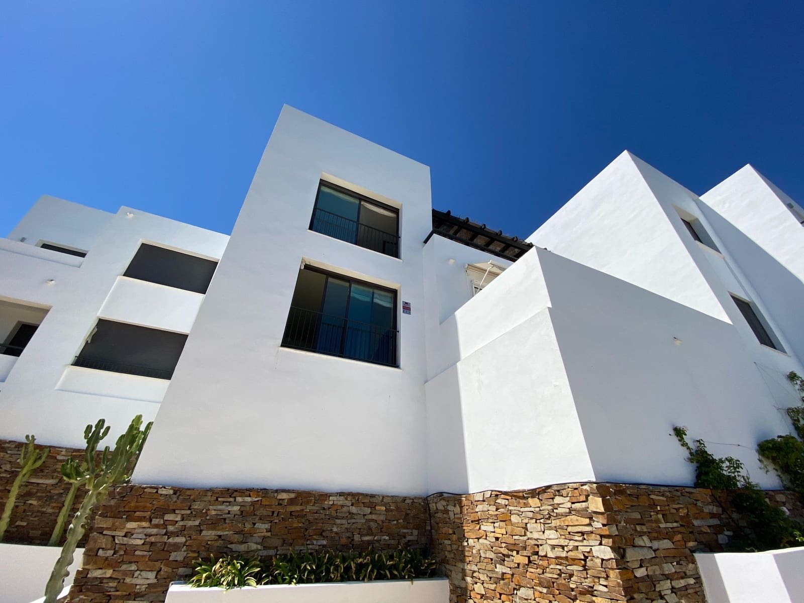 3 bedroom Penthouse for rent in Mojacar with pool - € 1,500 (Ref: 9603162)