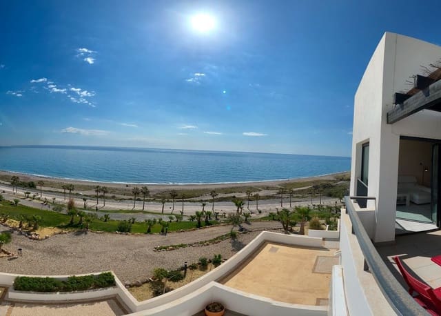 3 Zimmer Penthouse zu vermieten in Mojácar mit Pool - 1.500 € (Ref: 9603162)