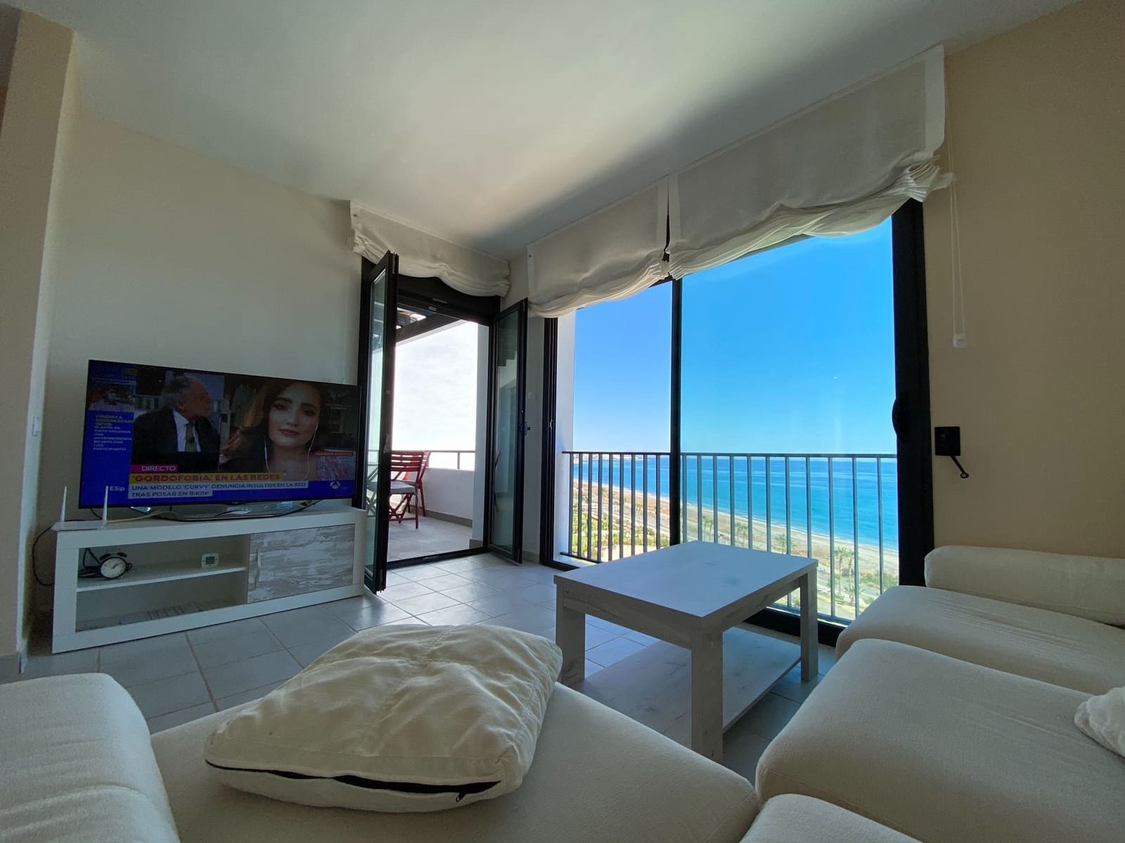 3 Zimmer Penthouse zu vermieten in Mojacar mit Pool - 1.500 € (Ref: 9603162)