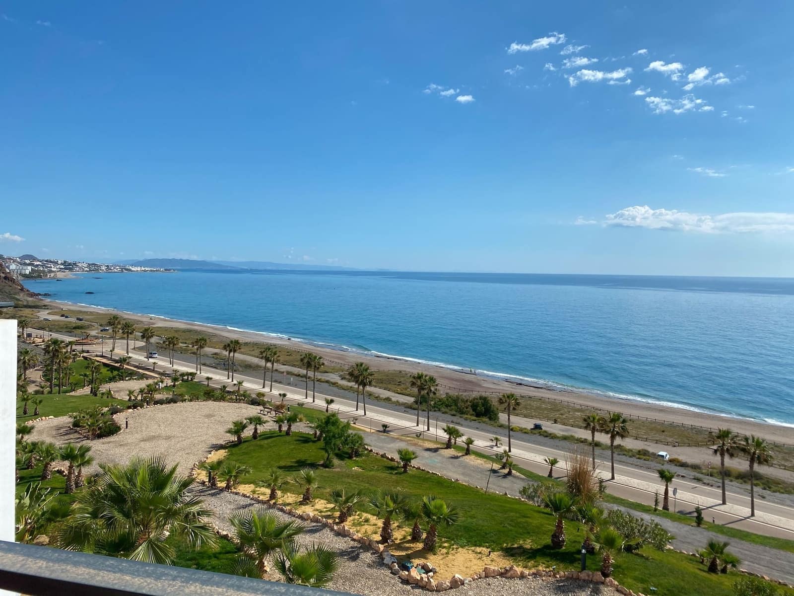 3 Zimmer Penthouse zu vermieten in Mojacar mit Pool - 1.500 € (Ref: 9603162)