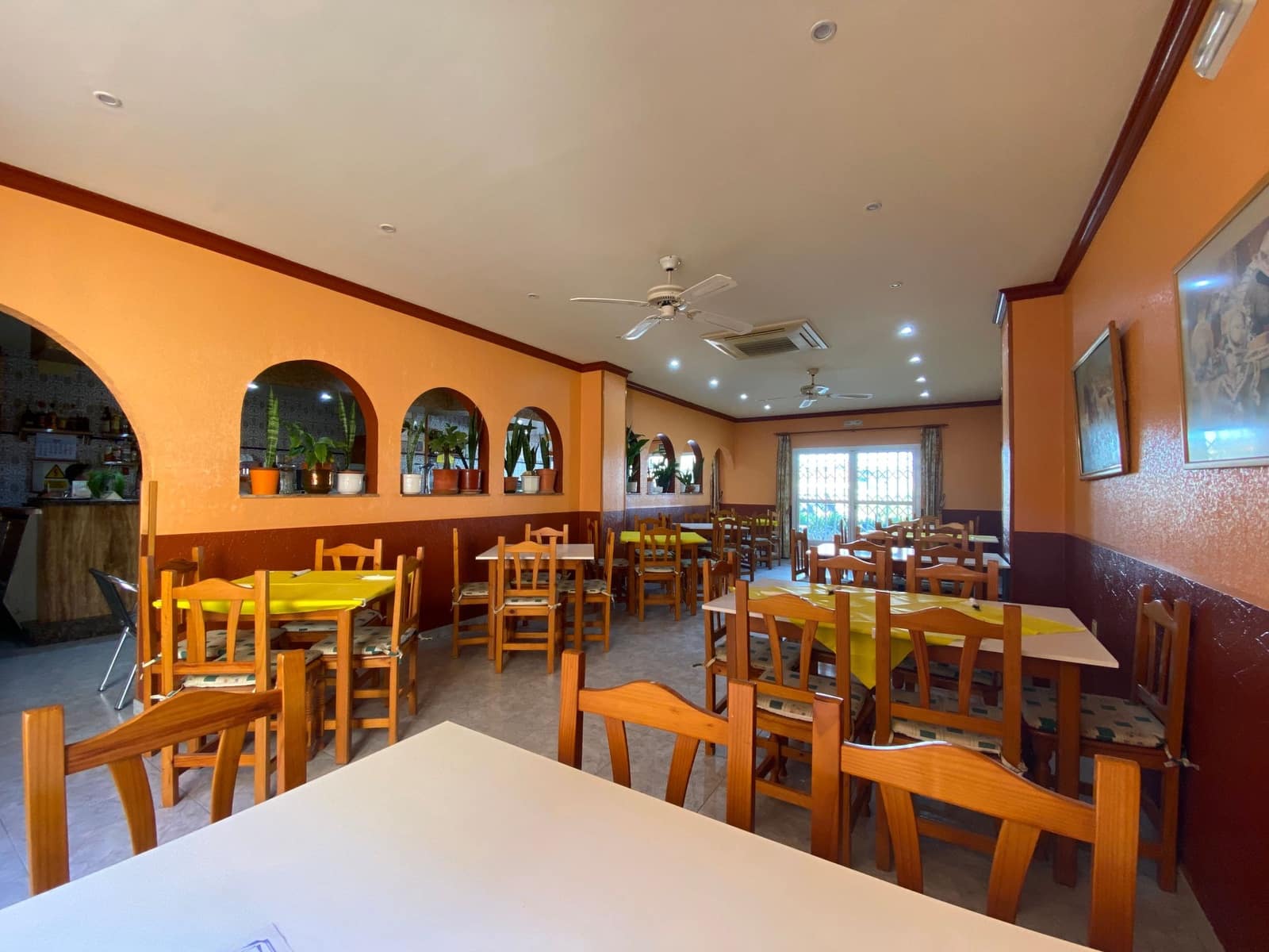 Hotel de 10 habitaciones en Turre en venta - 595.000 € (Ref: 9603163)