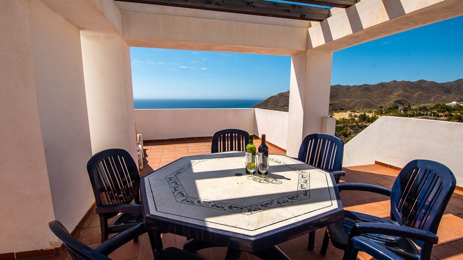 2 soverom Penthouse til leie i Mojacar med svømmebasseng - € 1 495 (Ref: 9603165)