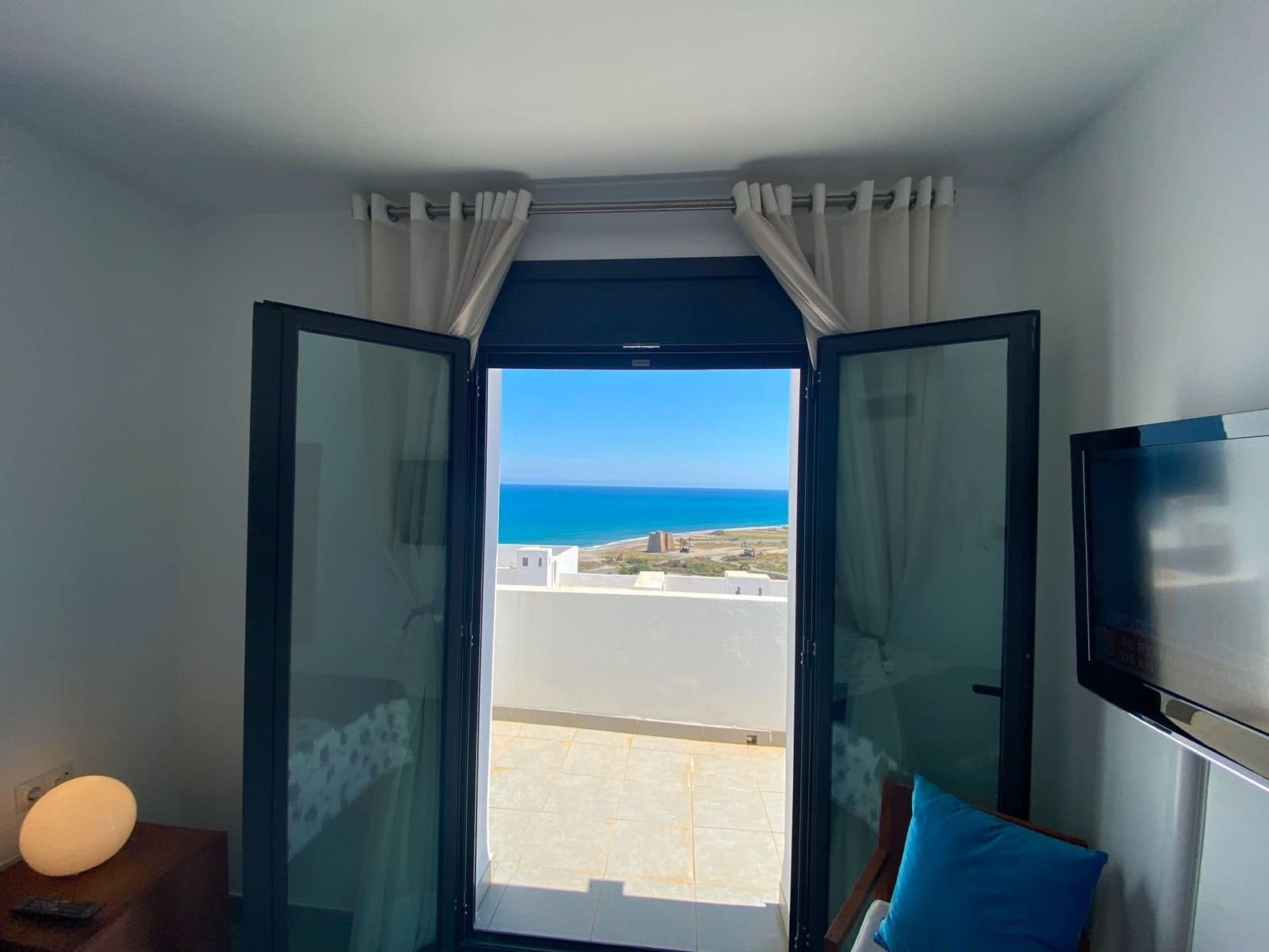 2 soverom Penthouse til leie i Mojacar med svømmebasseng - € 1 495 (Ref: 9603165)