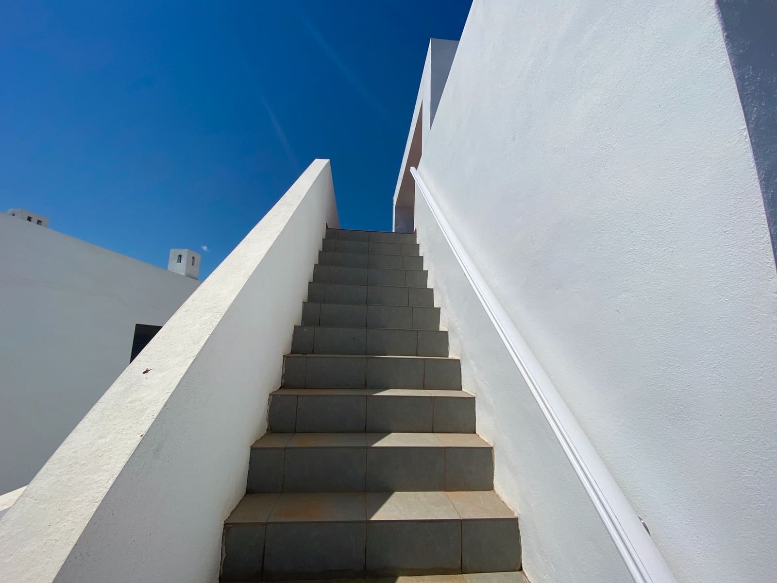 2 soverom Penthouse til leie i Mojacar med svømmebasseng - € 1 495 (Ref: 9603165)