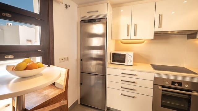 2 bedroom Penthouse for rent in Mojácar with pool - € 1,495 (Ref: 9603165)