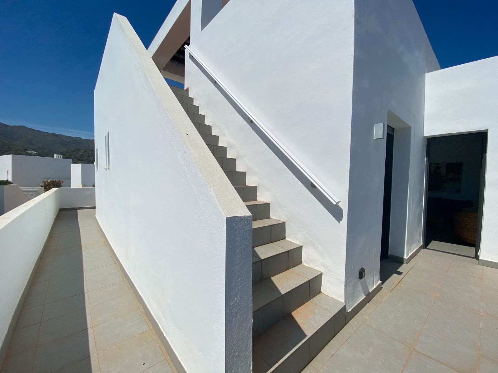 2 Zimmer Penthouse zu vermieten in Mojacar mit Pool - 1.495 € (Ref: 9603165)