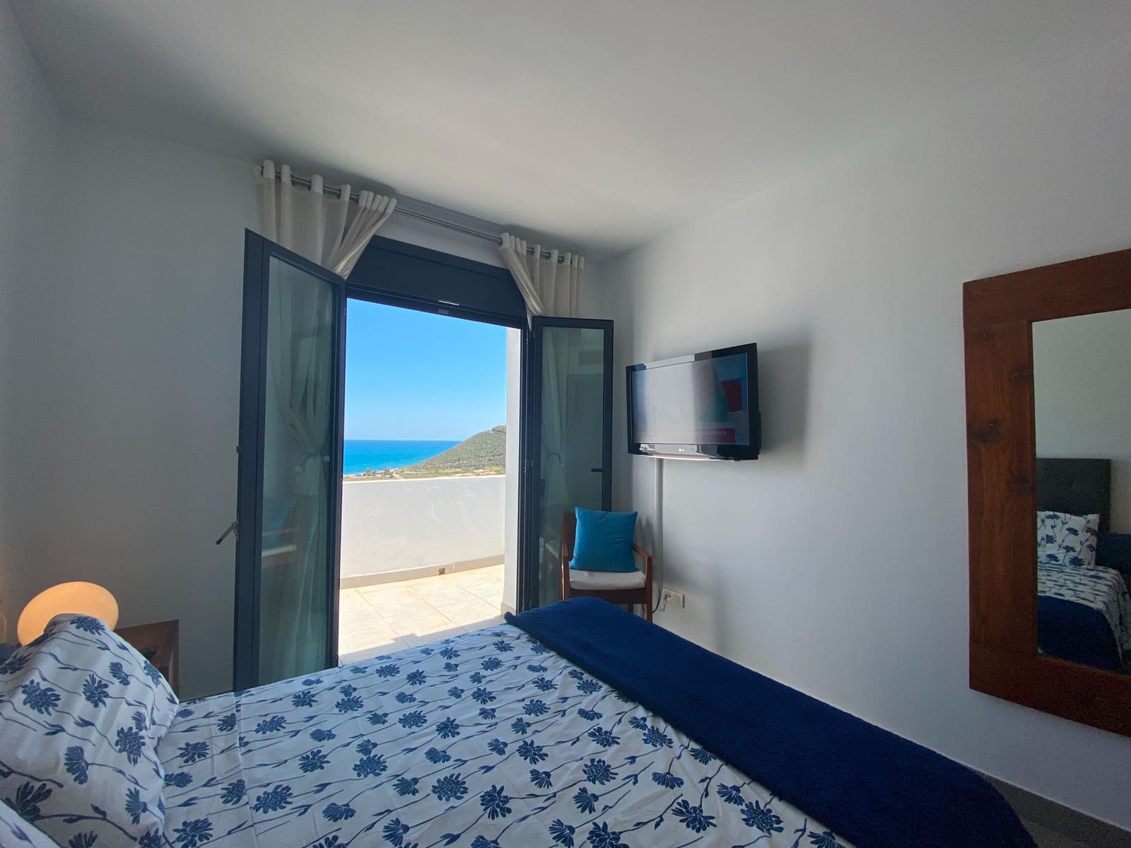 2 Zimmer Penthouse zu vermieten in Mojacar mit Pool - 1.495 € (Ref: 9603165)