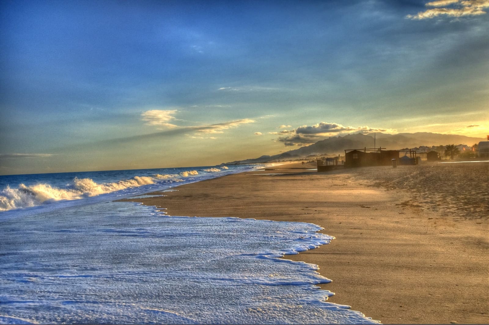 2 Zimmer Penthouse zu vermieten in Mojacar mit Pool - 1.495 € (Ref: 9603165)