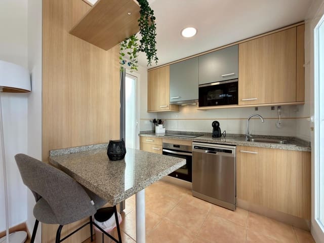 3 sypialnia Apartament przy plaży do wynajęcia w Mojácar z basenem garażem - 1 350 € (Ref: 9603168)