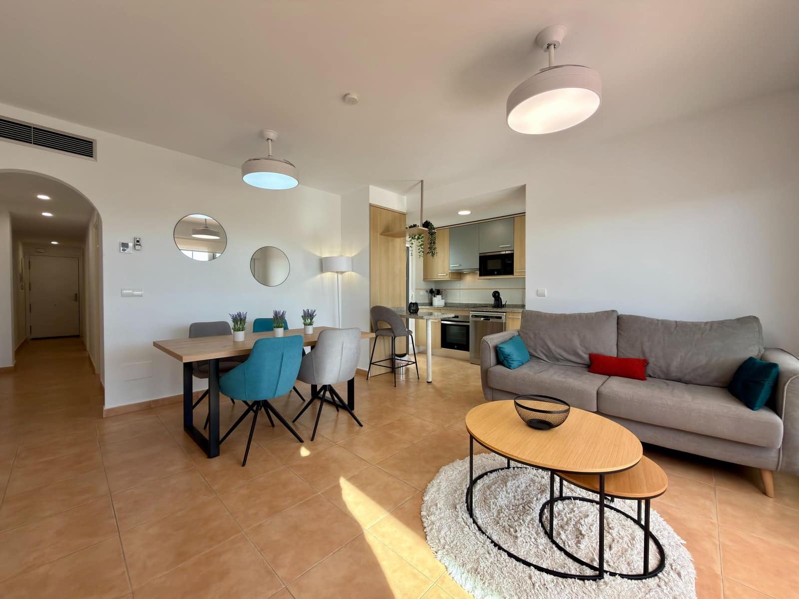 3 slaapkamer Strandappartement te huur in Mojacar met zwembad garage - € 1.350 (Ref: 9603168)