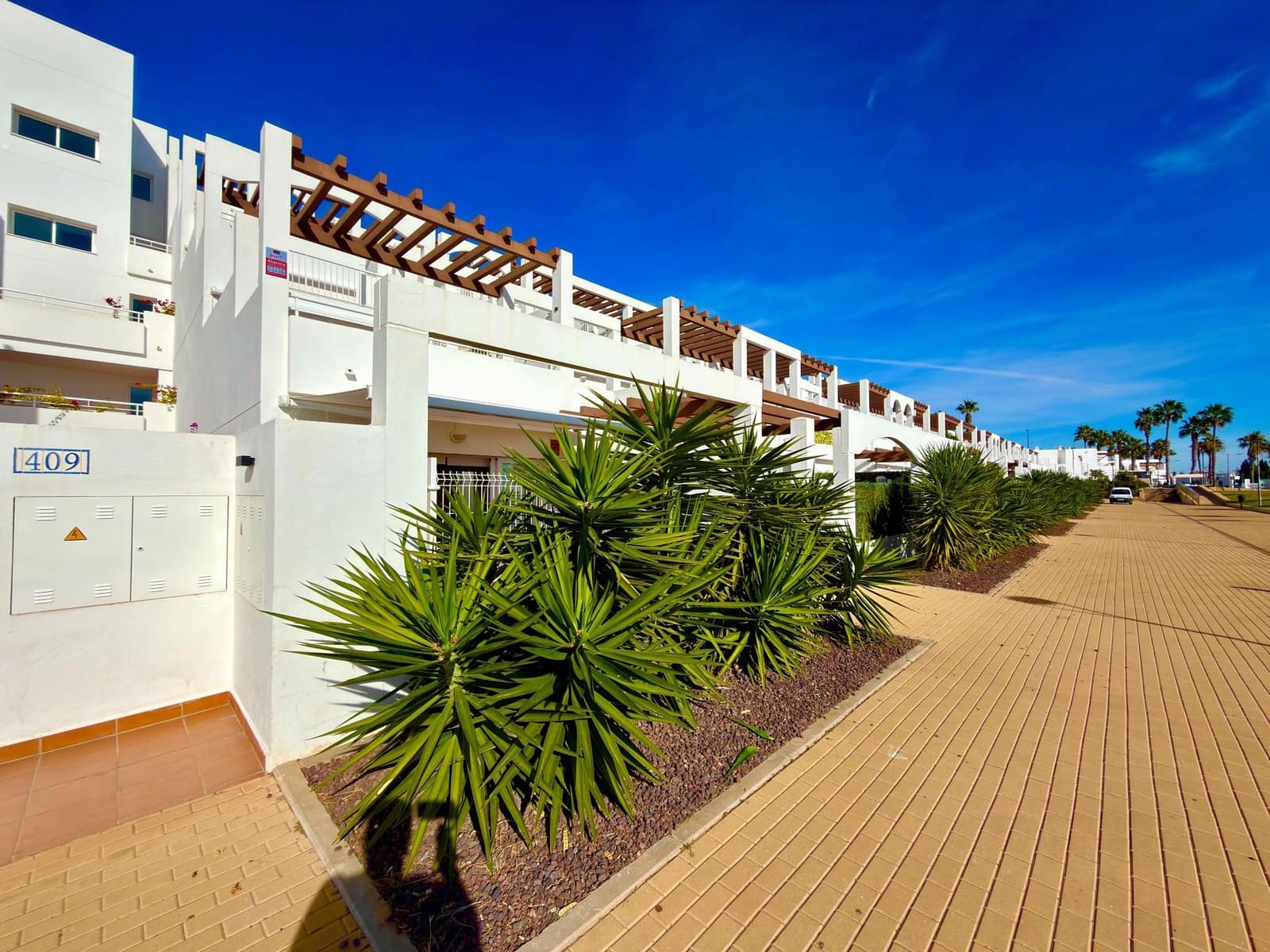 3 slaapkamer Strandappartement te huur in Mojacar met zwembad garage - € 1.350 (Ref: 9603168)