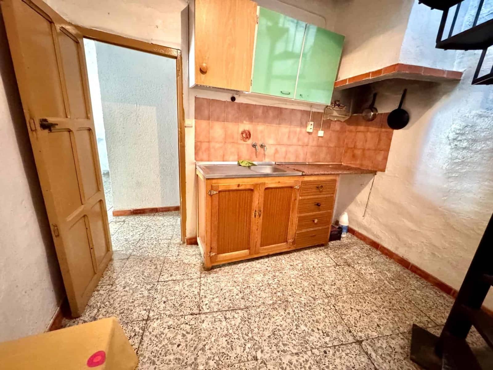 4 slaapkamer Huis te koop in Berchules met garage - € 33.000 (Ref: 9603169)
