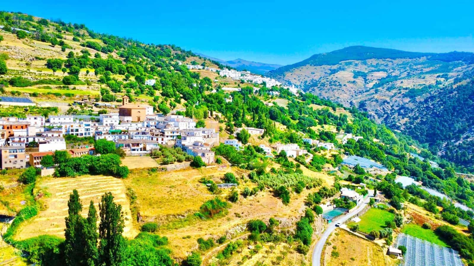 4 slaapkamer Huis te koop in Berchules met garage - € 33.000 (Ref: 9603169)