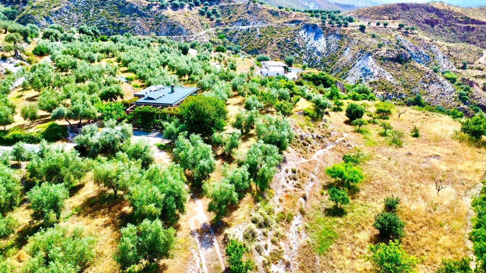 2 soveværelse Finca/Landehus til salg i Sierra Nevada - € 220.400 (Ref: 9603170)