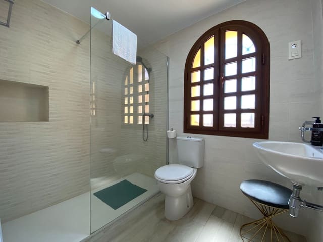 2 sovrum Lägenhet till salu i Cuevas del Almanzora med pool garage - 195 000 € (Ref: 9603171)