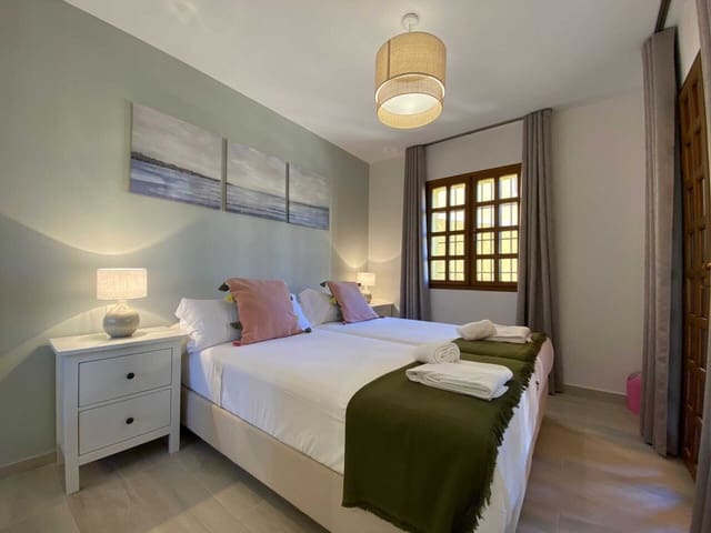 2 slaapkamer Appartement te koop in Cuevas del Almanzora met zwembad garage - € 189.000 (Ref: 9603171)