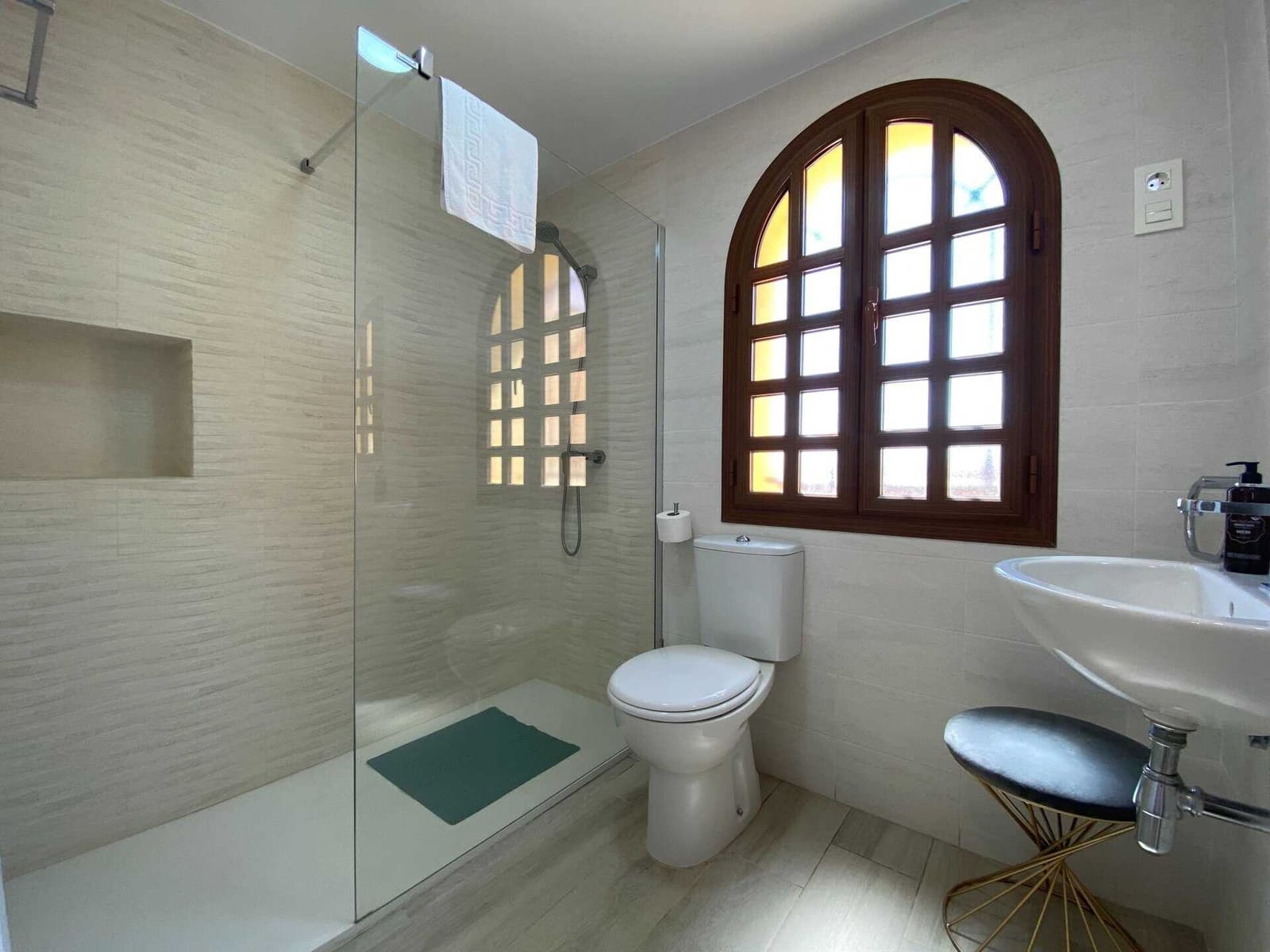 2 bedroom Apartment for sale in Cuevas del Almanzora with pool garage - € 189,000 (Ref: 9603171)