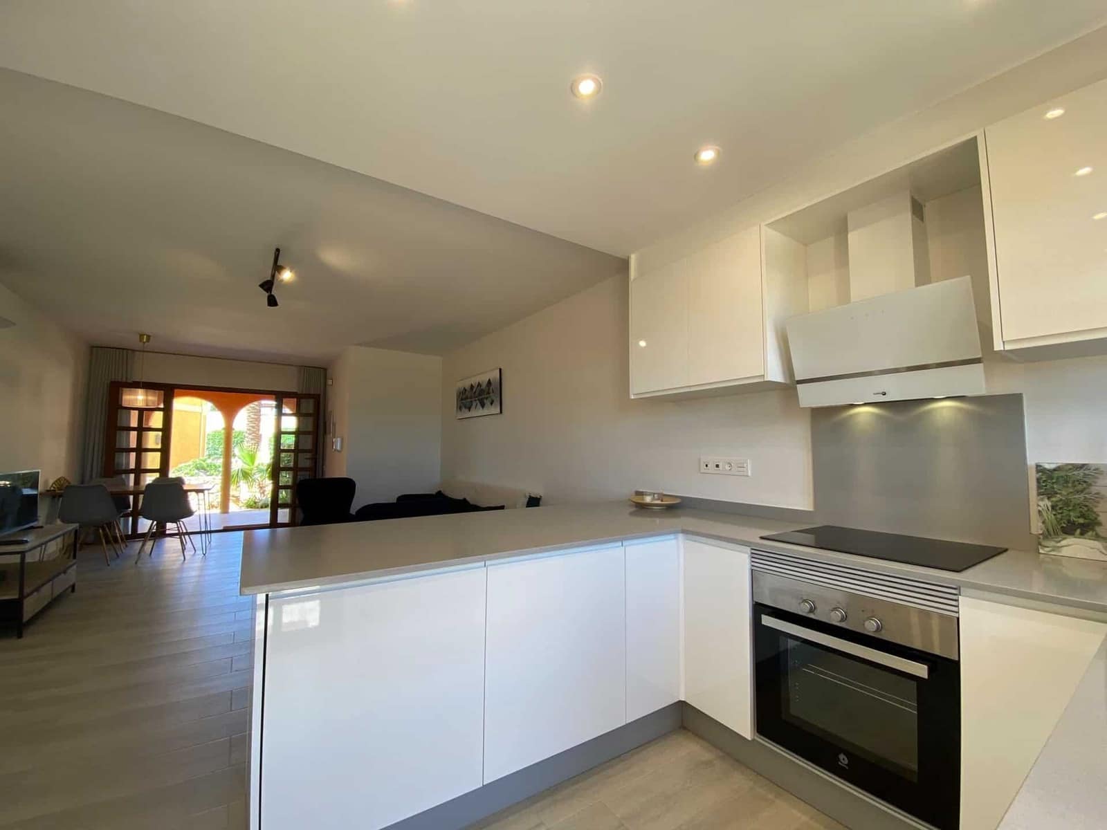 2 bedroom Apartment for sale in Cuevas del Almanzora with pool garage - € 189,000 (Ref: 9603171)