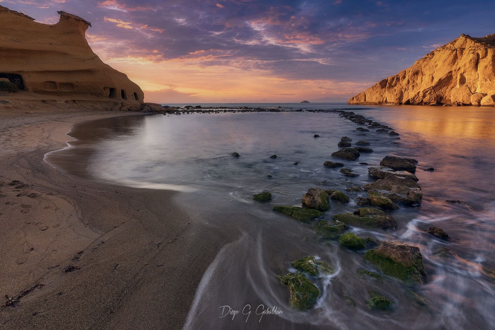 2 makuuhuone Huvila myytävänä paikassa San Juan de los Terreros mukana uima-altaan 
autotalli - 279 000 € (Ref: 9603176)