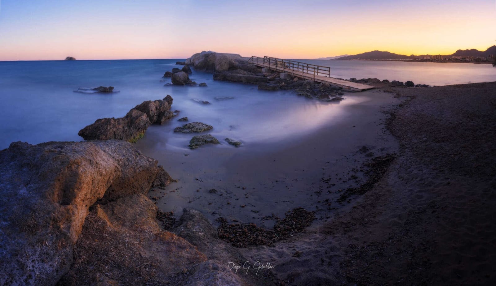 2 makuuhuone Huvila myytävänä paikassa San Juan de los Terreros mukana uima-altaan 
autotalli - 279 000 € (Ref: 9603176)