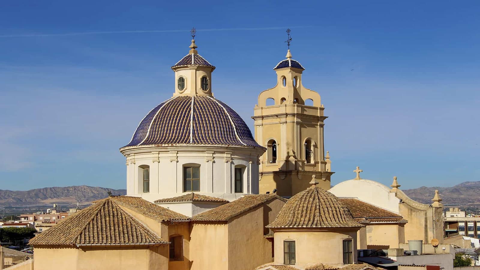 3 slaapkamer Halfvrijstaande villa te koop in Cox met zwembad garage - € 209.000 (Ref: 9603179)