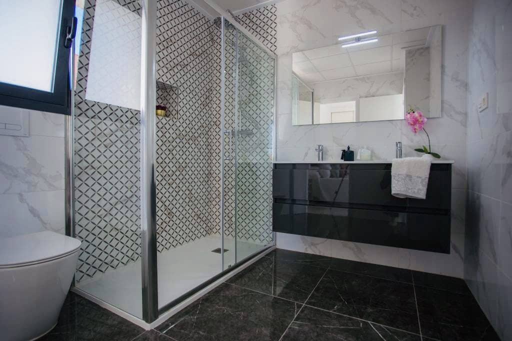 3 sypialnia Willa na sprzedaż w Los Montesinos z basenem garażem - 335 900 € (Ref: 9603180)