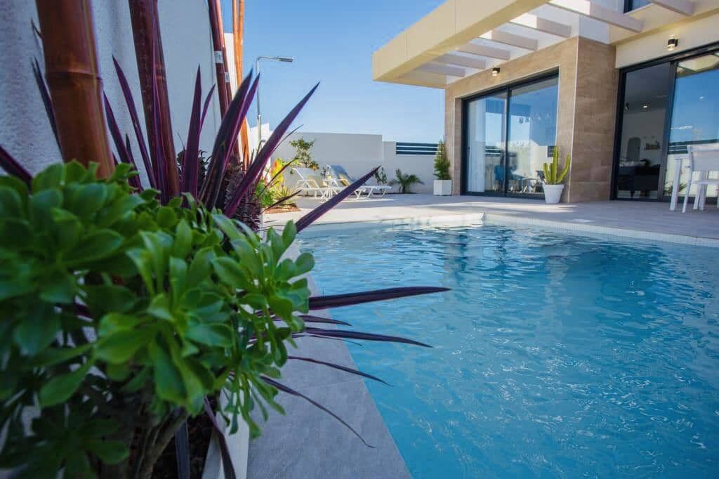 3 quarto Moradia para venda em Los Montesinos com piscina garagem - 335 900 € (Ref: 9603180)