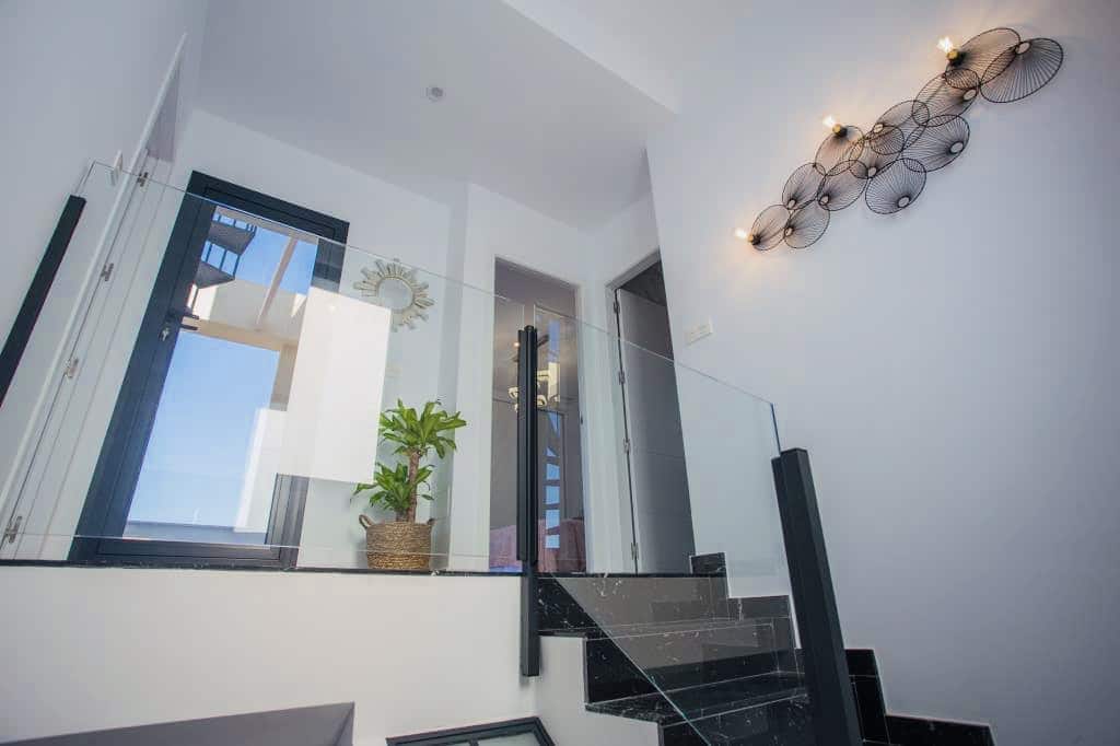 3 quarto Moradia para venda em Los Montesinos com piscina garagem - 335 900 € (Ref: 9603180)