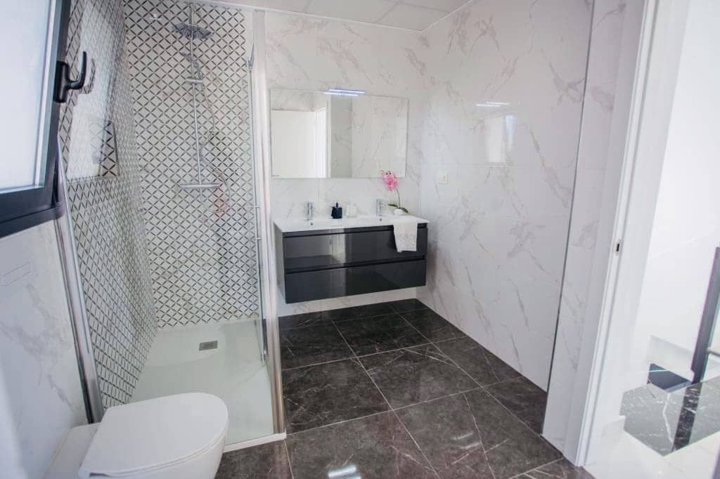 3 quarto Moradia para venda em Los Montesinos com piscina garagem - 335 900 € (Ref: 9603180)