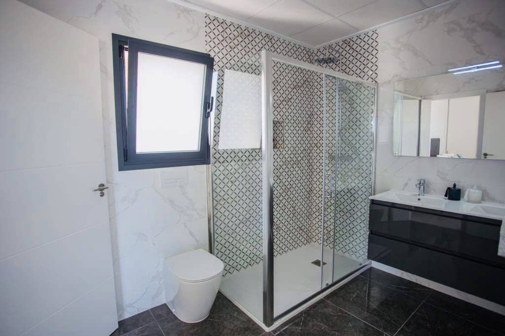 3 quarto Moradia para venda em Los Montesinos com piscina garagem - 335 900 € (Ref: 9603180)