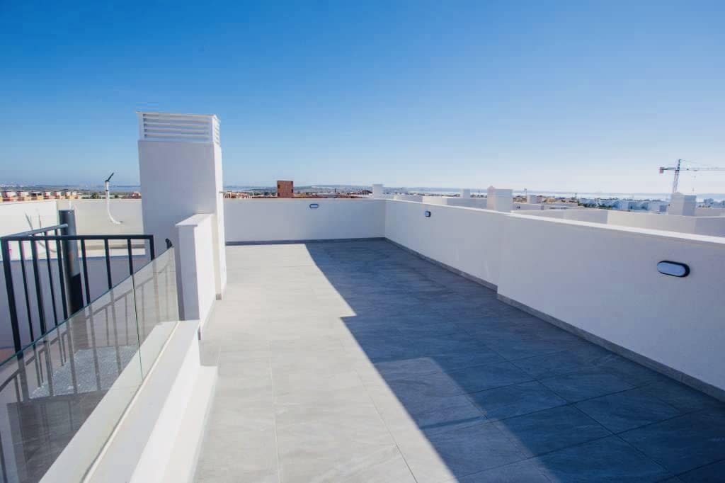 3 quarto Moradia para venda em Los Montesinos com piscina garagem - 335 900 € (Ref: 9603180)