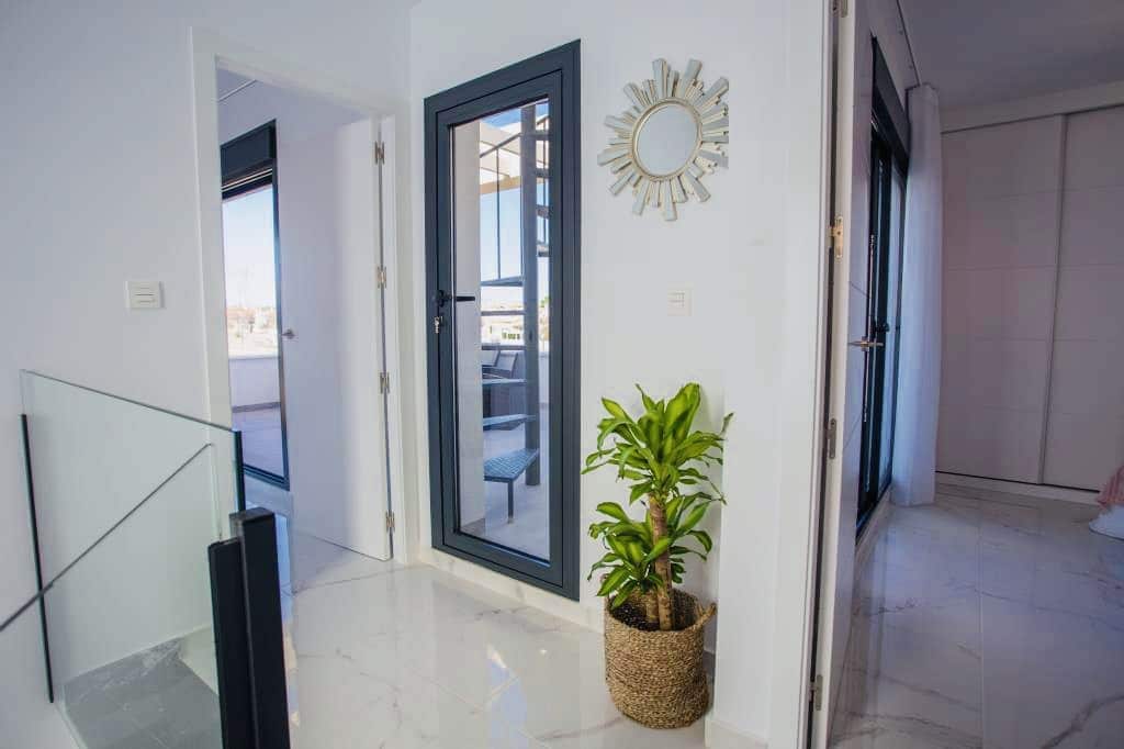 3 quarto Moradia para venda em Los Montesinos com piscina garagem - 335 900 € (Ref: 9603180)