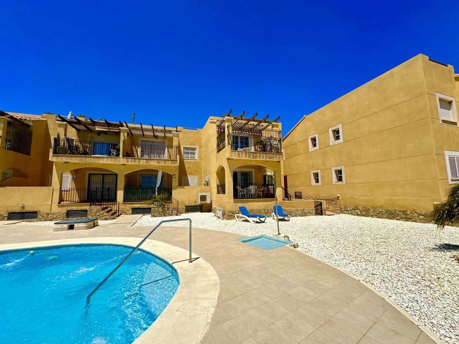 Apartamento Playa de 2 habitaciones en Palomares en alquiler con piscina garaje - 695 € (Ref: 9603181)