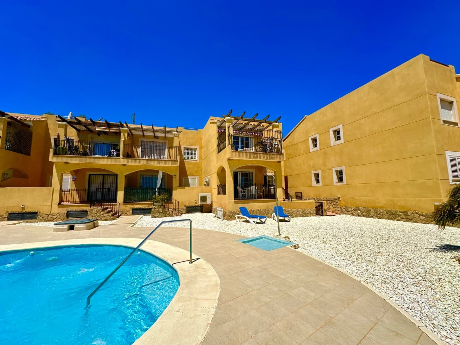 2 sovrum Strandlägenhet att hyra i Palomares med pool garage - 795 € (Ref: 9603181)