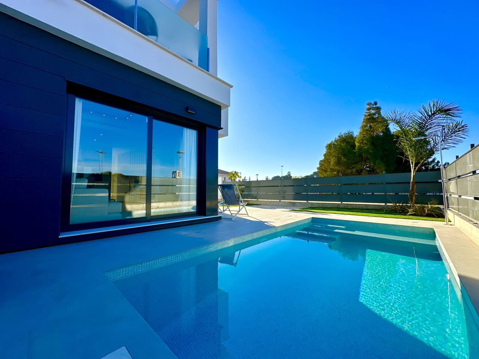 3 Zimmer Villa zu verkaufen in Santiago de la Ribera mit Pool Garage - 349.000 € (Ref: 9603186)